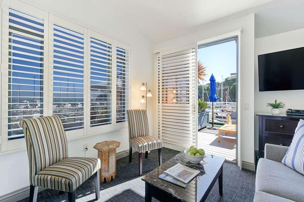 Waters Edge Tiburon Quarto foto