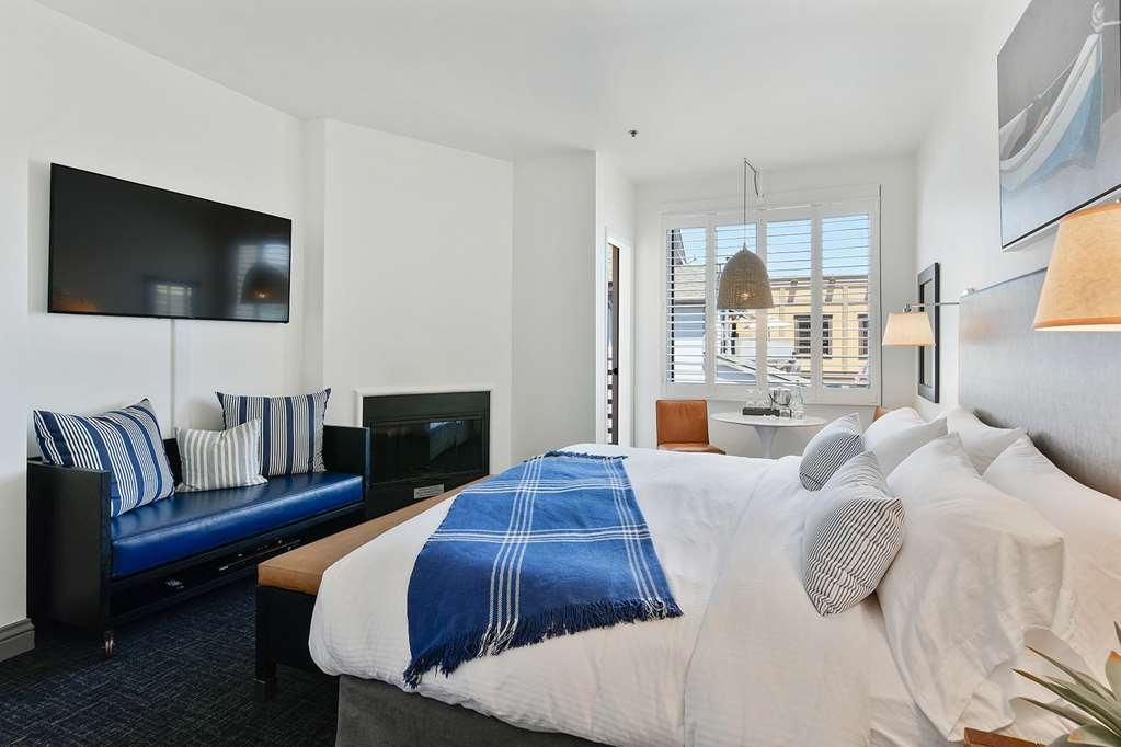 Waters Edge Tiburon Quarto foto